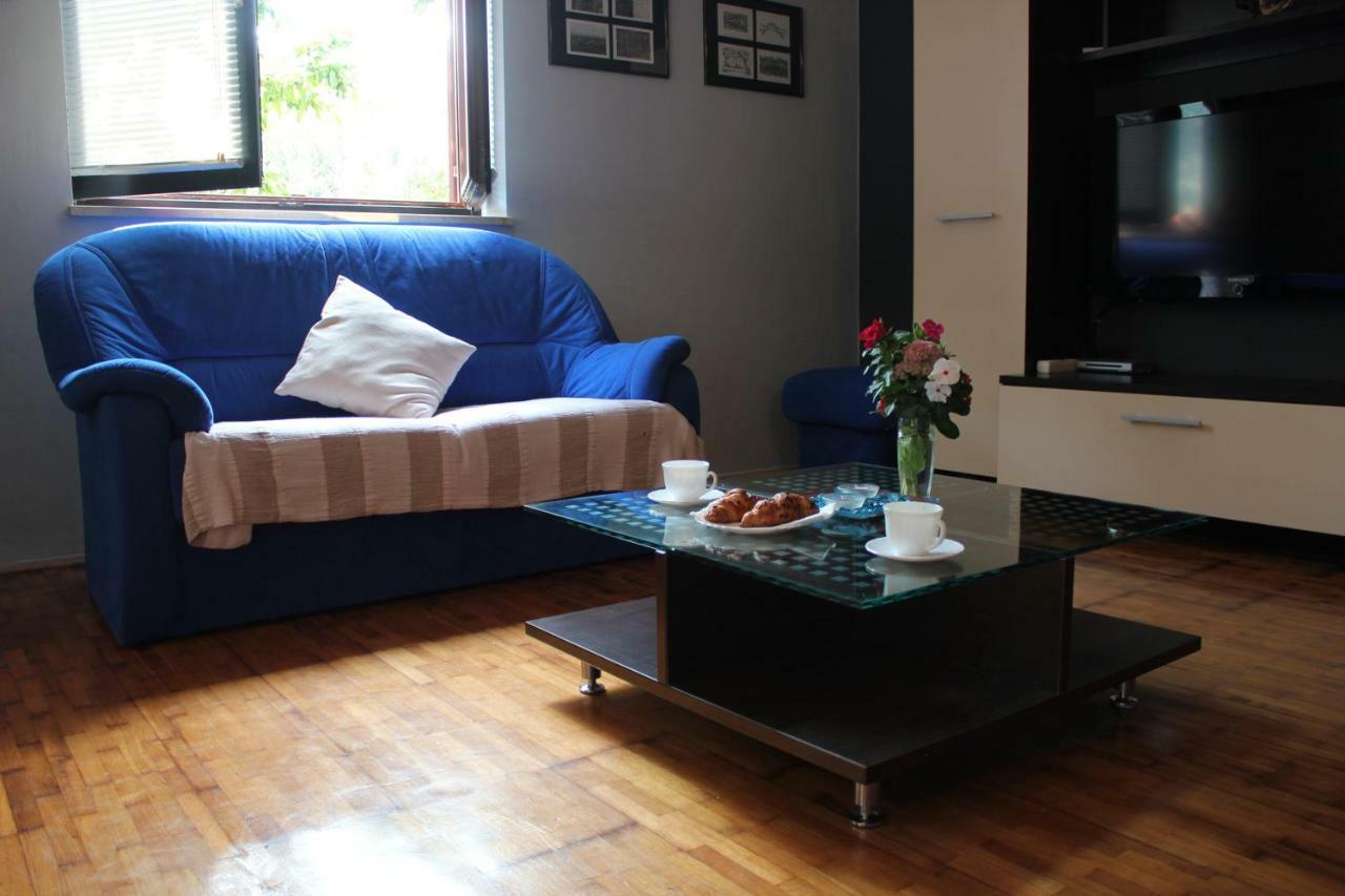 Roses Apartment Lukoran Exteriér fotografie